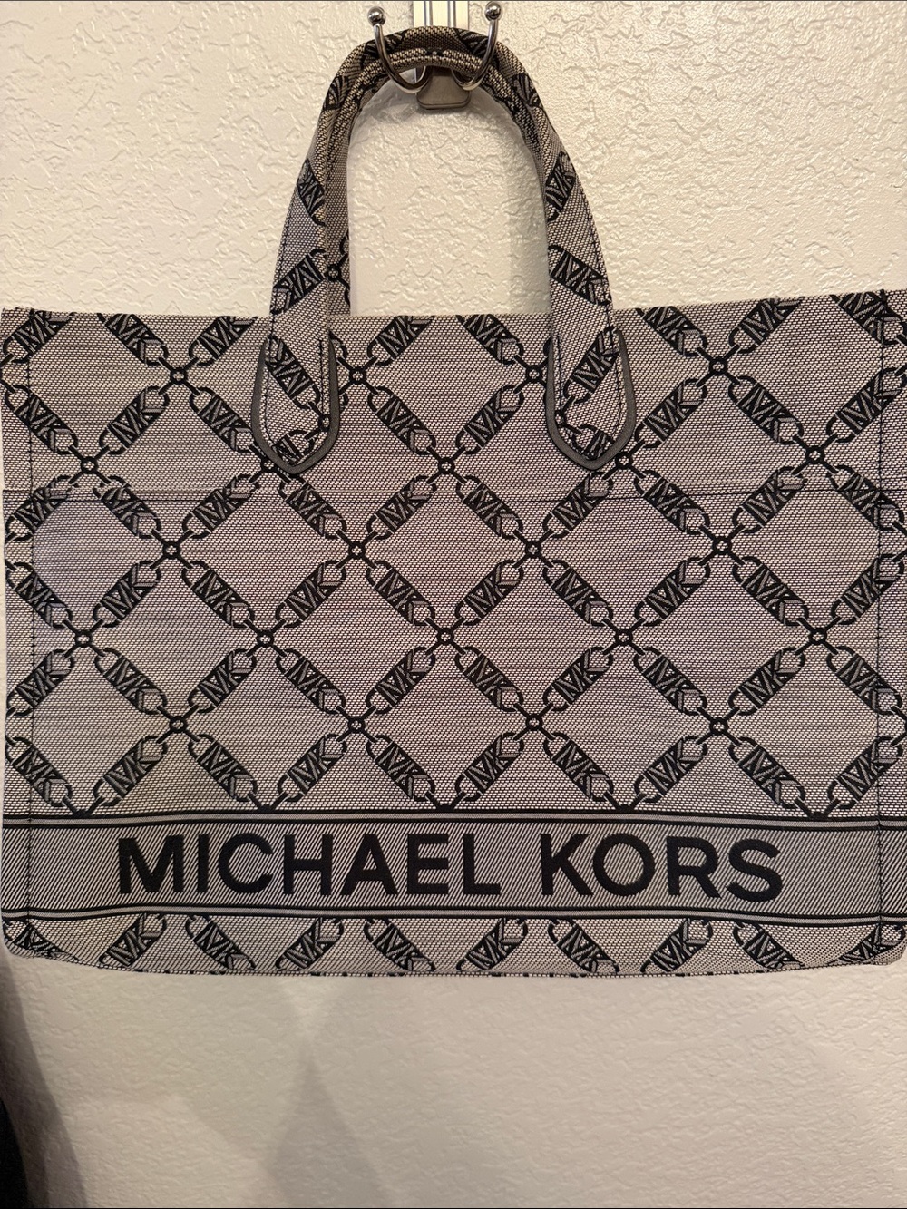 Michael Kors logo tote